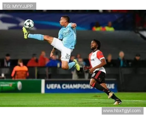 国际足球巨星精彩停球技巧集锦 展现顶级控球能力与瞬间反应速度